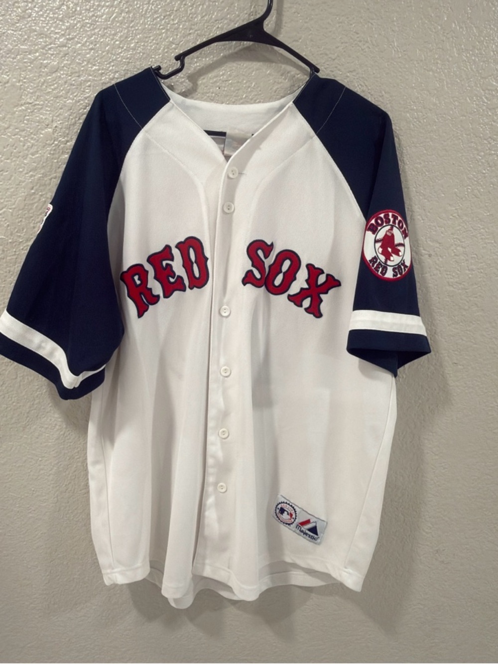 Boston Red Sox White & Navy Button-Up Jersey crisp